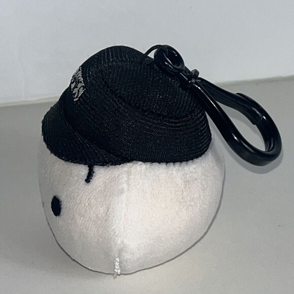 UCC The Odd 1s Out Mini-Plooosh Heads James Hat Keychain - Picture 4 of 6